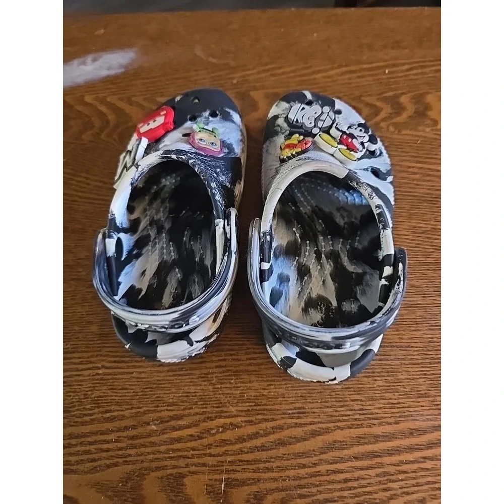 Crocs Clogs Junior Size 8 Slip On Shoes‎ Waterproof Washable White And Black